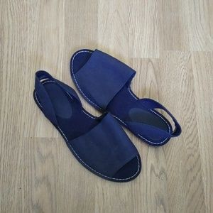New! Women's slingback slip on